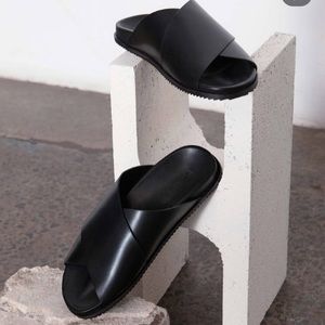St. Agni Arne Crossover Sandals -black 39 (US 8)